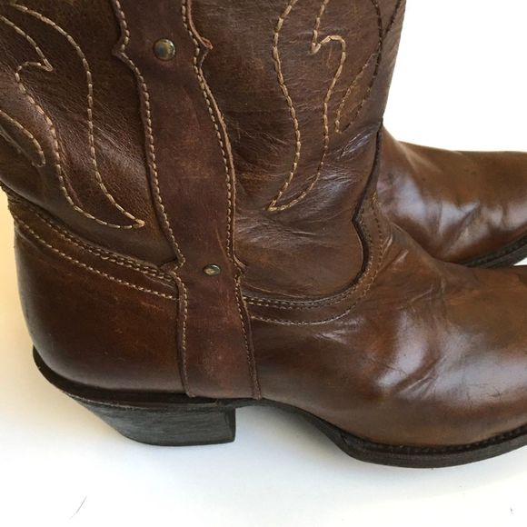 Corral Distressed Embroidered Boots Size 9 - Picture 6 of 8